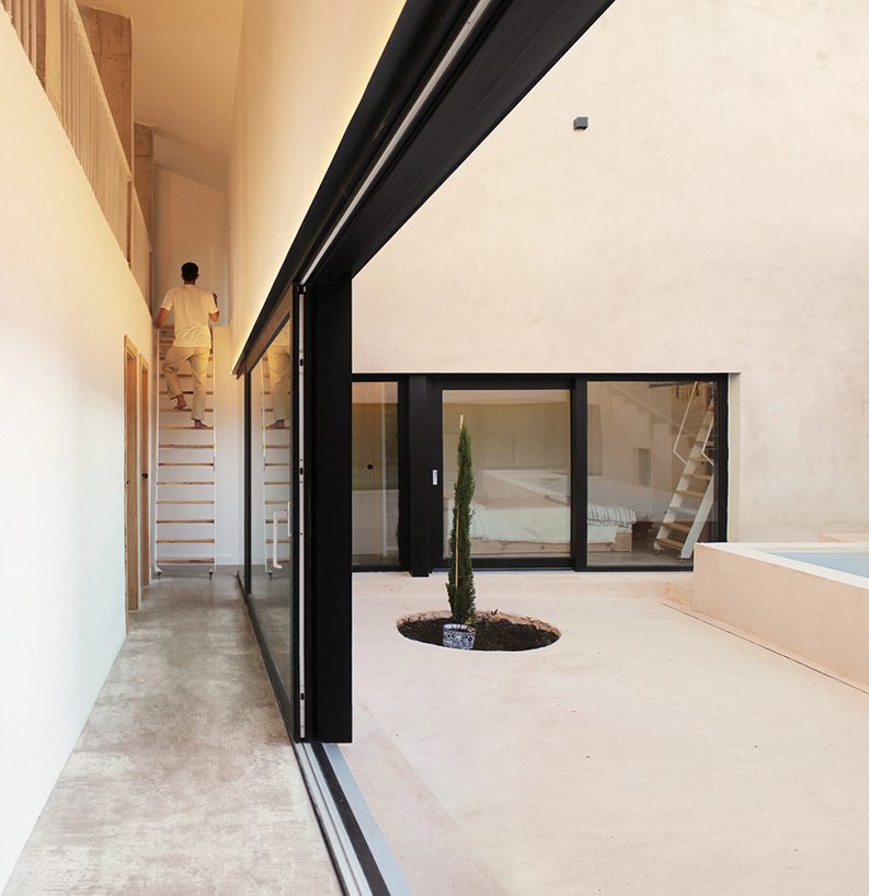 Casa Vacía by estudio veintidós